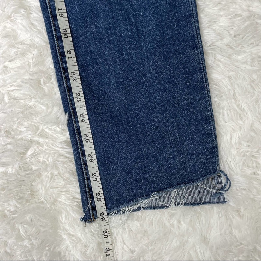 Banana Republic Girlfriend Jeans Distressed Raw Hem Dark Wash Women’s 28L - Picture 12 of 12